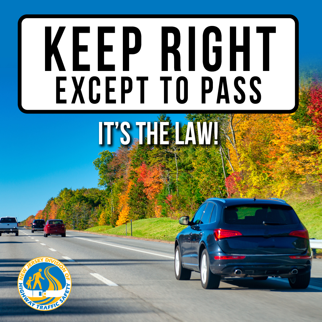 NJTrafficSafety's tweet photo. ➡🚗By keeping to the right, highway traffic can
continue flowing smoothly, reducing your chances of
getting into a crash. When you follow the law, you help
keep New Jersey’s roads safer for everyone.
#keeprightunlesspassing https://t.co/etNbRqzM8F