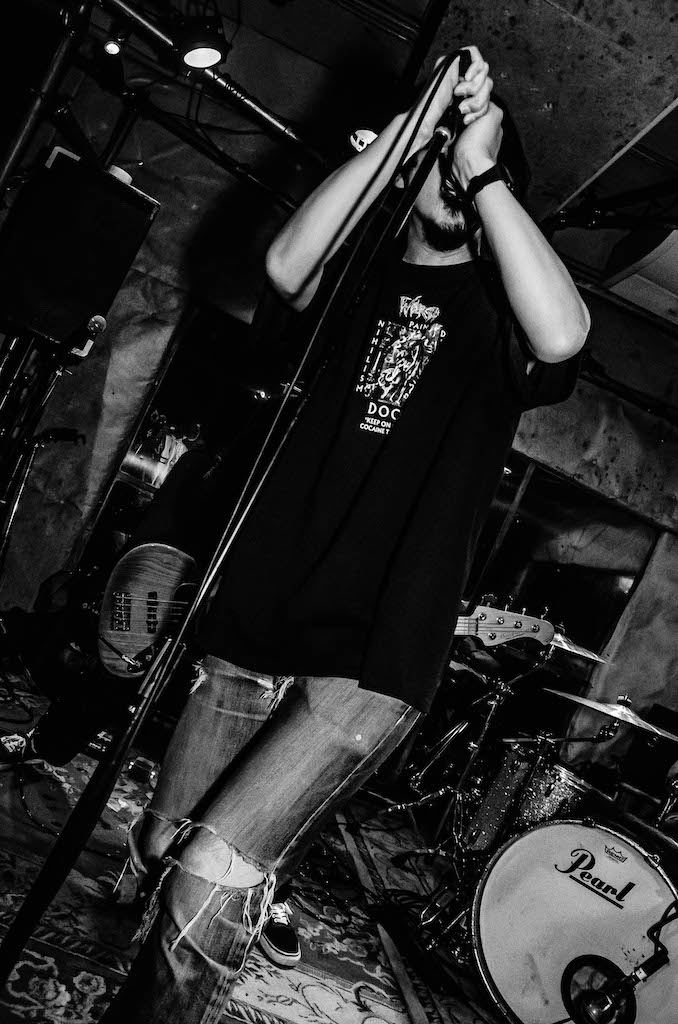 ymaphoto1109's tweet photo. COFFINS at 火影(2/11/2023) https://t.co/zxeuPbCUxM
