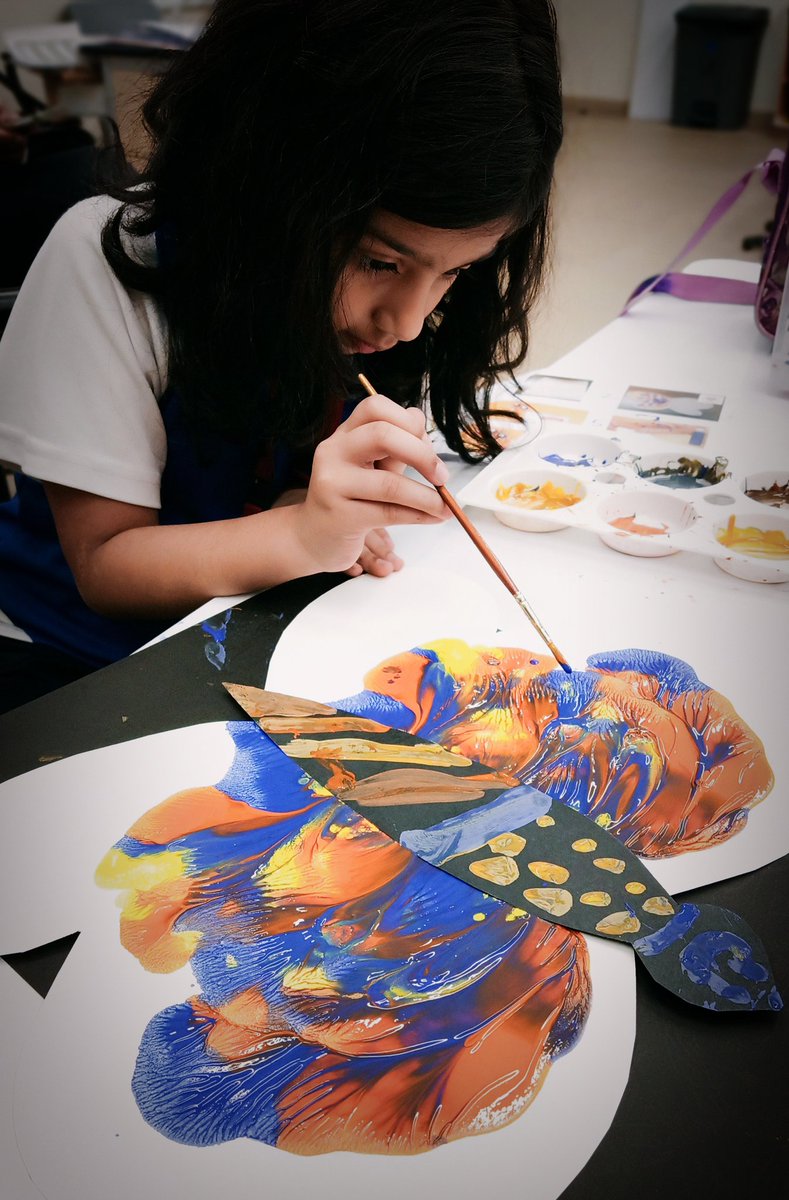 sumitavamaity's tweet photo. Young Artists from grade 1 g 2 are presenting their Symmetry butterfly 🦋 technique during Oil Painting PACT SHOWCASE.
Gems New Millennium School, Al Khail
@Fatima_Martin @ShettySampoorna
@StellaLadislaus @NmsPact @Halz27444193 #PACTShowcase2023 https://t.co/KNzvDY2vDb
