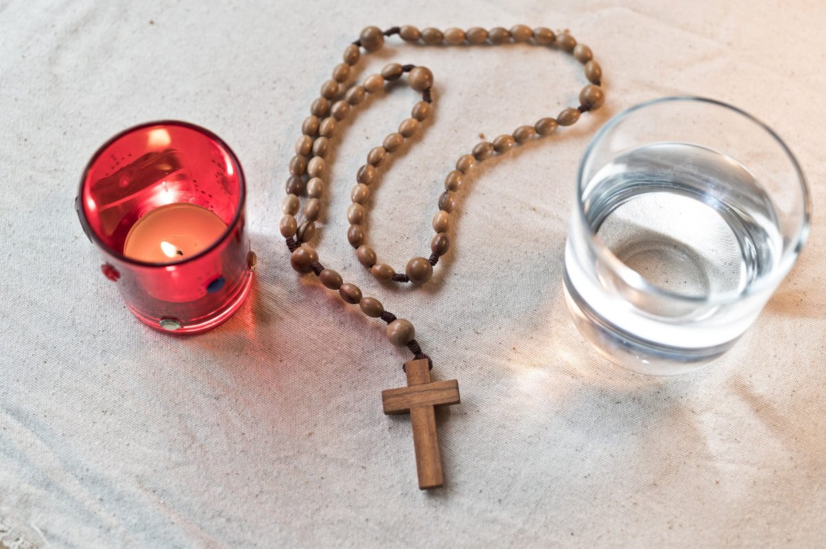 ExcellencePan's tweet image. Je souhaite à toute la communauté chrétienne d'ici et d'ailleurs un Saint temps de Carême .Puisse le Seigneur accepter les prières et agréer les dévotions en cette période très compliquée pour tous. #Kebetu #Careme2023