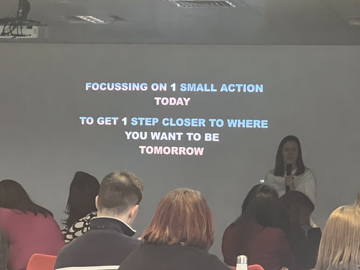 Mrs MacGregor tweet media