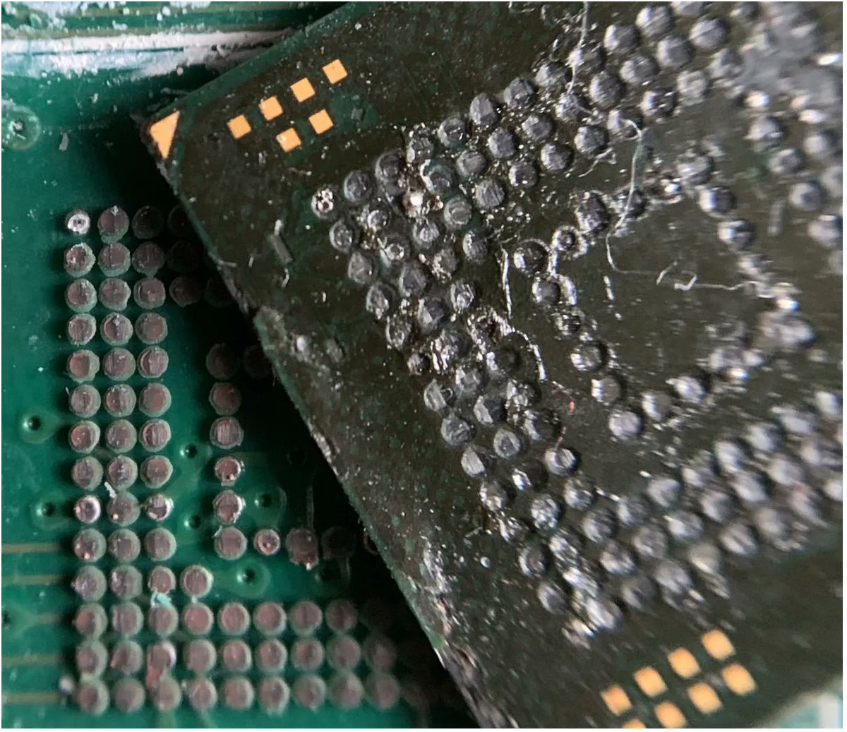 0xor0ne's tweet image. Cool blog post by @xilokar on embedded devices reverse engineering, ARM TrustZone and secure boot bypass
blog.xilokar.info/firmware-key-e…
#iot #embedded #infosec #cybersecurity #hacking