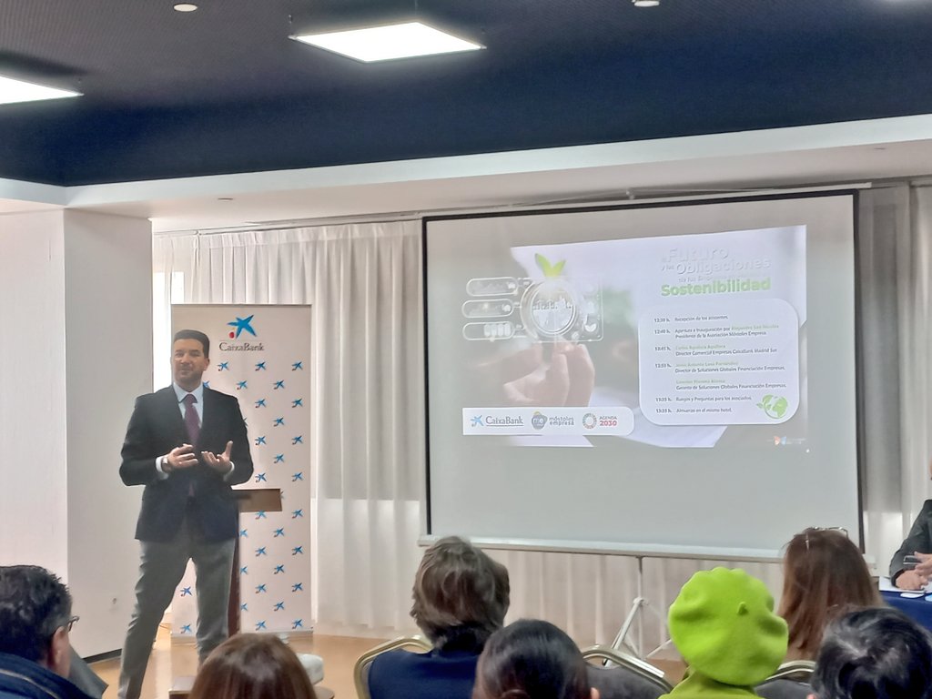 En <a href="/caixabank/">CaixaBank</a> estamos comprometidos con la #financiaciónsostenible q impulse la transición sostenible de las empresas y la sociedad. Hoy hablamos de #sostenibilidad a los empresarios <a href="/MostolesEmpresa/">Móstoles Empresa</a> pq queremos estar siempre cerca de nuestros clientes para todo lo importante.