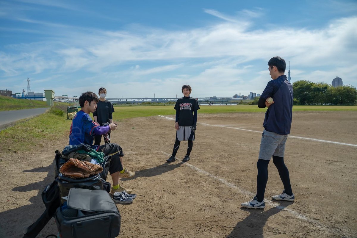 ClaimersTokyo's tweet photo. ※※メンバー大募集！！※※

土日をメインに活動しています！
場所は主に葛飾区や墨田区です。

次回活動日
2/26(日)14:00start
場所: 柴又野球場C面

体験メンバー何名かいらっしゃいます！
一緒に野球されたい方はぜひコメントやDMまで！

#草野球
#メンバー募集

↓↓↓練習風景です！ https://t.co/AN3ur8tJCI
