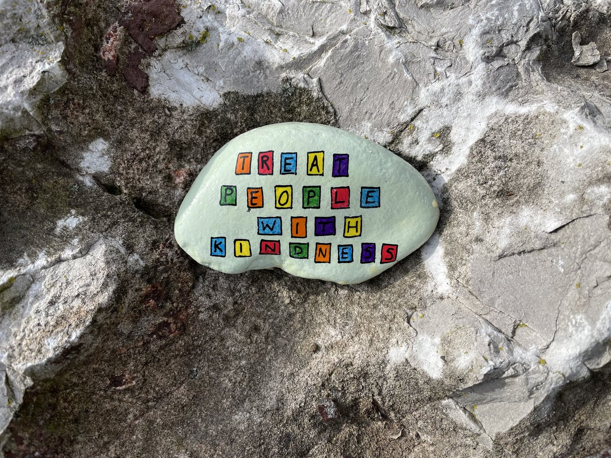 TheMuseumGuide's tweet photo. Left by the fairies on a walk near my home. Couldn’t be more appropriate or needed in these dark times 🥰 https://t.co/ONmxjy7kZY