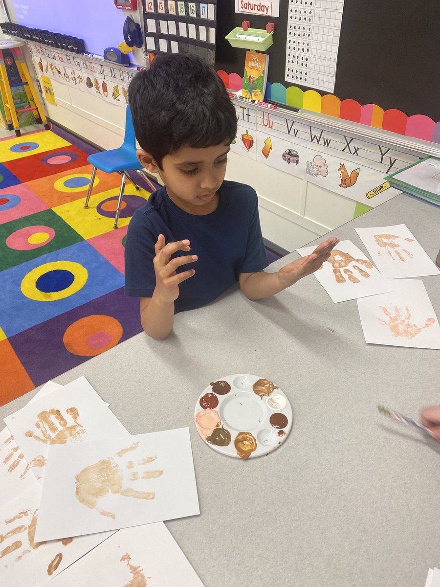 CaitlinRadice's tweet photo. In honor of Black History Month our Kindergarteners did my favorite annual activity❤️ Mixing paint to find their perfect skin tone!🤎🤍🖤 #TheColorOfUs https://t.co/fhDCb0PBZo