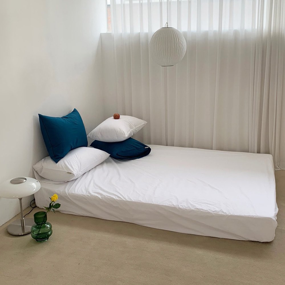 beddochingu's tweet photo. [Roomdecor]

Sprei polos salah satu pilihan untuk menghiasi kamar minimalistmu agar tampilan kamar terlihat lebih luas dan aesthetic✨

https://t.co/GVZQ91meBa https://t.co/cxocl3qaZP
