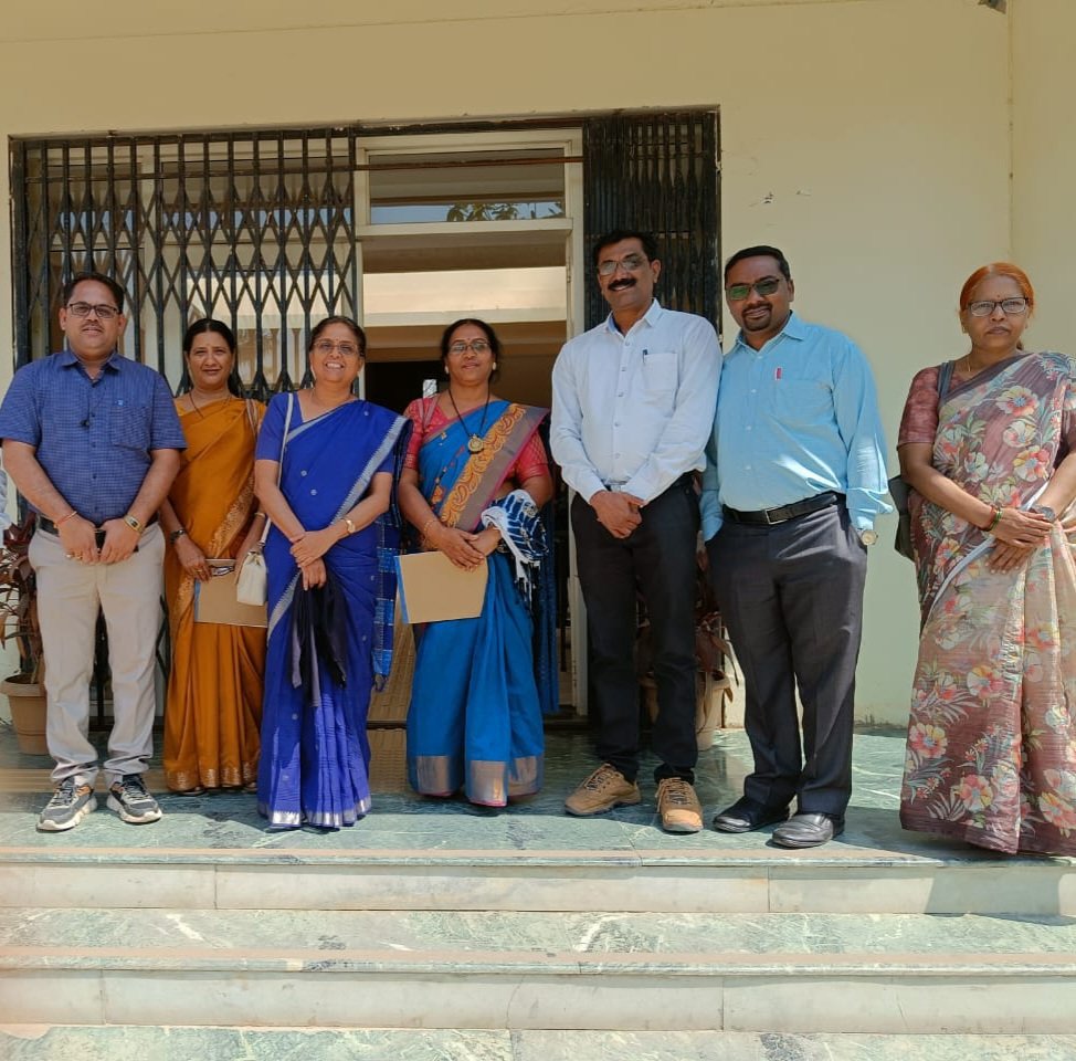 vssarav1's tweet photo. It was a pleasure to speak today as a resource person on 'Women and Surrogacy', at the Short Term Course in “Gender Sensitization” organised by UGC-HRDC Maulana Azad National Urdu University (MANUU), for Assistant Professors from all disciplines &amp; various Colleges &amp; Universities. https://t.co/Pw43rsePwN