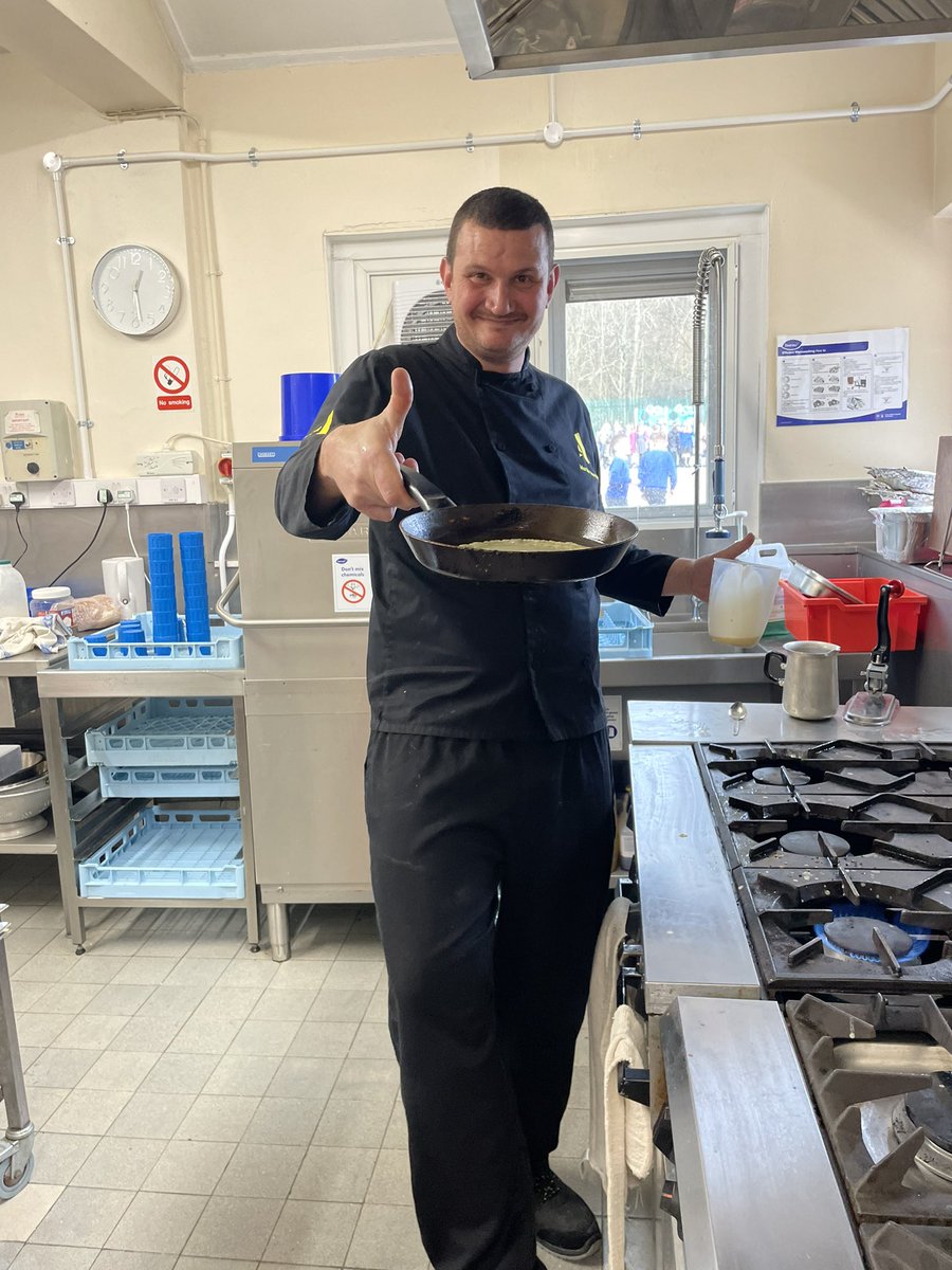 LouiseStinson4's tweet image. Our kitchen staff are awesome! Thank you chef Martin for our pancakes! @ShelleyFirst