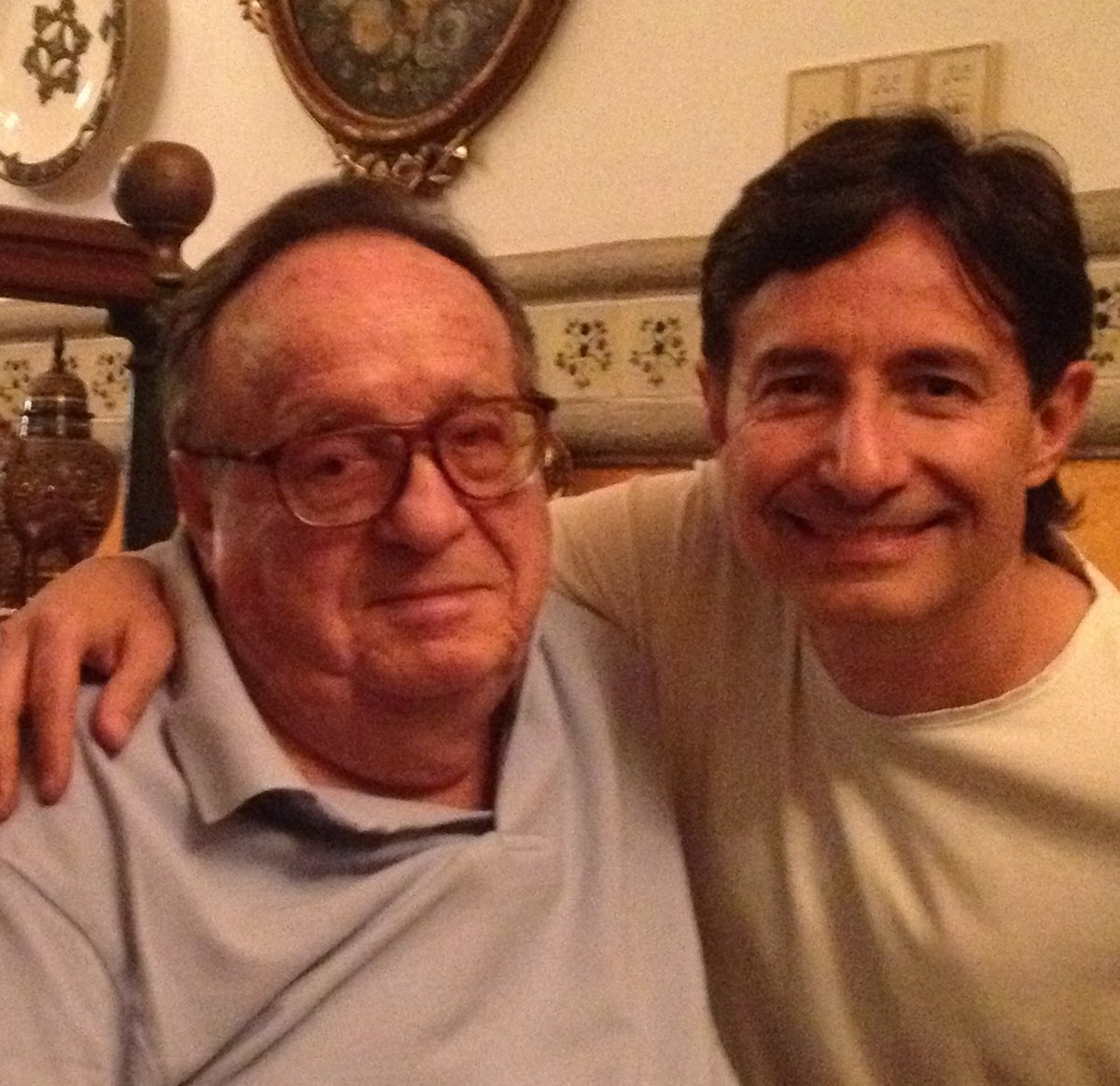 ElAguila_Gomez's tweet photo. Pa, todos los días eres parte de nuestras vidas. Te extraño. https://t.co/0xkqxr7Sam