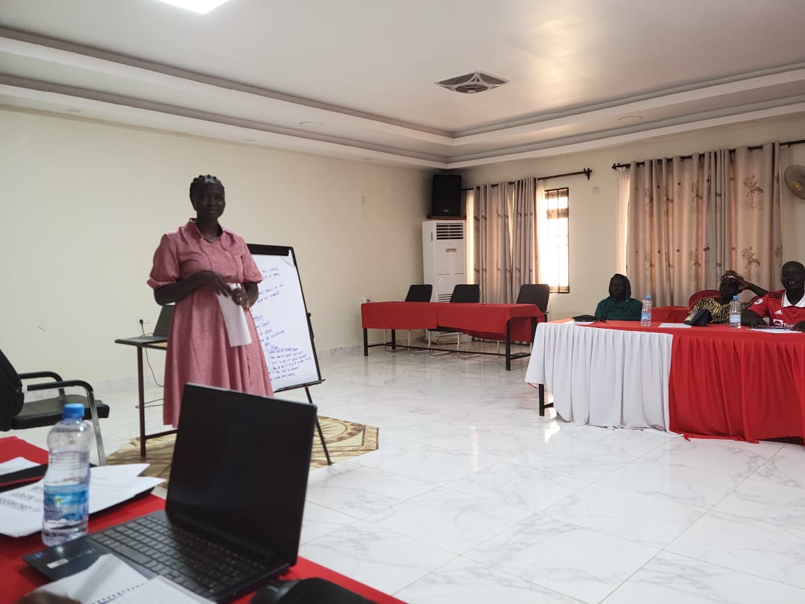 Great learning at the #GECRESS community workshop with leaders from Bor,  Jonglei state. How can we build gender responsive climate resilient communities? 
#climateresilience 
#gender
#extremeenvironmentalconditions
#floods
#conflict