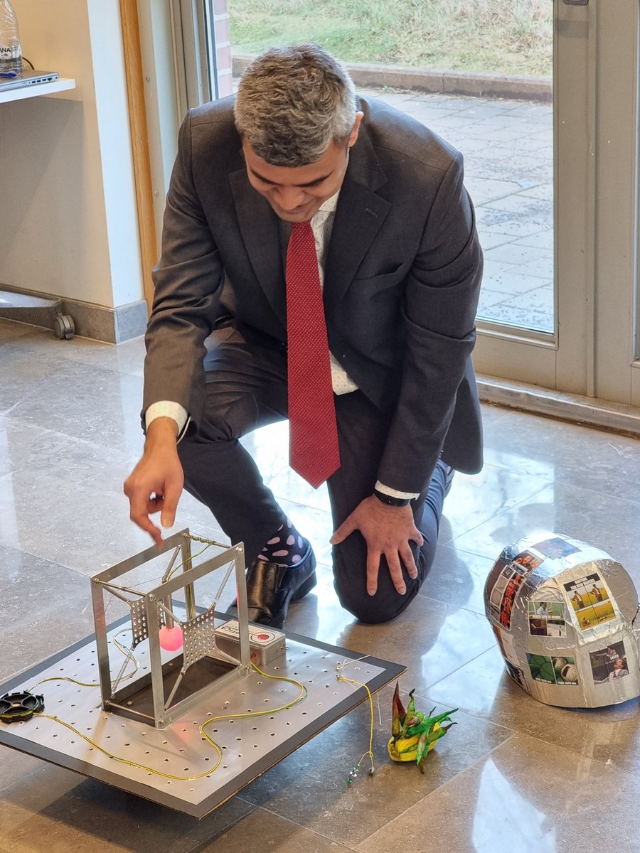 Quantum Technology Laboratory tweet media