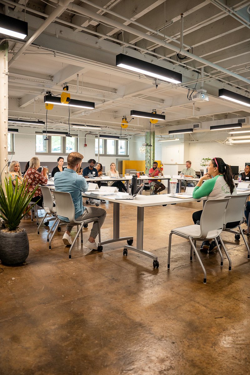 StartUpColGa's tweet photo. Comienza tu camino hacia el emprendimiento con @costarters Cohorte español de StartUP Columbus. ¡Únase a nosotros el 6 de marzo a las 8:30 am!
¡Inscríbete!
📲: https://t.co/83soGQI1br
#startupcolga #costarters https://t.co/iHIJwtI1LA