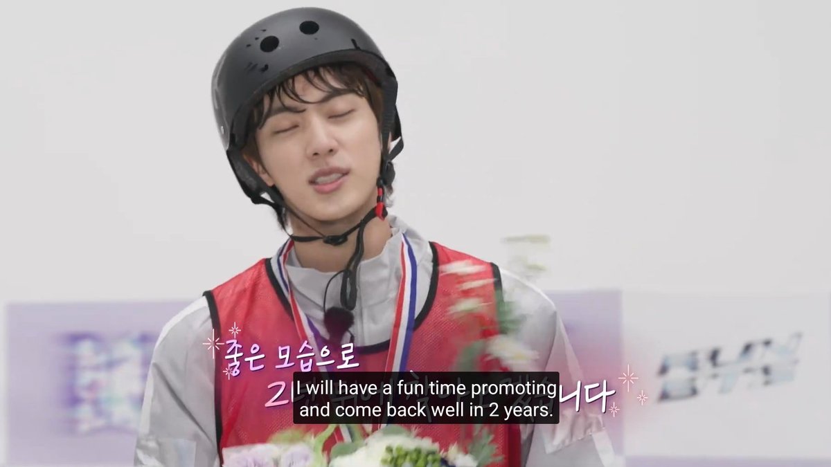 abyss_dandelion's tweet photo. Seokjin gave his thank you speech for The Astronaut first win at mcountdown music show 🫶❤️😭 this is everything just to see his happiness and beautiful smile you deserve it the most Seokjinnie 
#TheAstronaut  #JIN  #방탄소년단진 #진 https://t.co/9bOnRmGLnK