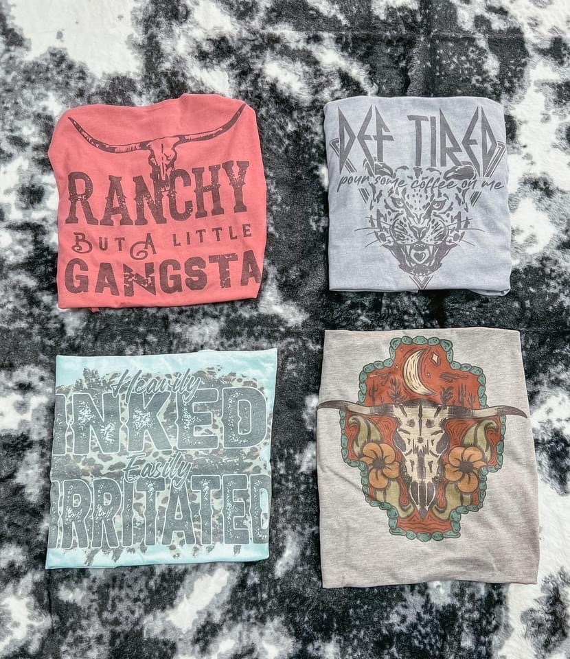 fidgeyray's tweet photo. TEE TUESDAY 🖤🖤 which one is your favorite??

1. RANCHY BUT A LITTLE GANGSTA
2. DEF TIRED
3. INKED + IRRITATED
4. FLORAL BULL

shop the collection: https://t.co/l47L8mkIan

#shopblackpowder #blackpowderboutique #boutiqueshopping #boutiquestyle #inkedandirritated #ranchy https://t.co/qsfhAUw9Sz