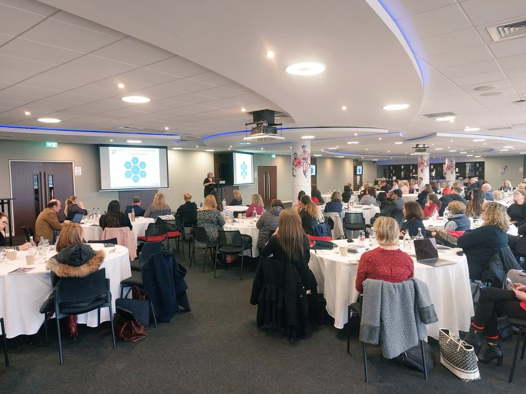 NHS_WCA's tweet photo. Next up, Mary Edwards gives an overview of Cancer Care Coordinators in Primary Care. #WCAWorkforce https://t.co/YAyNpLX2UW