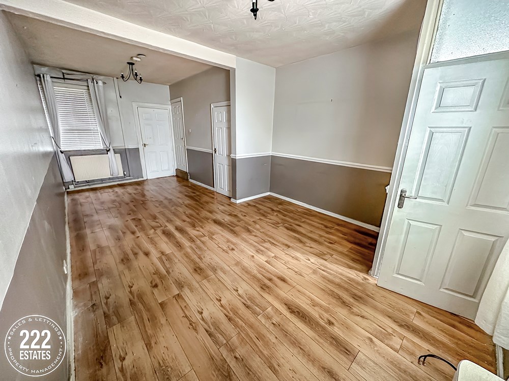 222Ltd's tweet photo. No Onward Chain, Convenient and Popular Location, Walking Distance to Warrington Town Centre, Generous Knocked Through Lounge, Downstairs Bathroom, Call 222 Estates to arrange a viewing straight away!, Two Double Bedrooms https://t.co/ribbqgfCr8