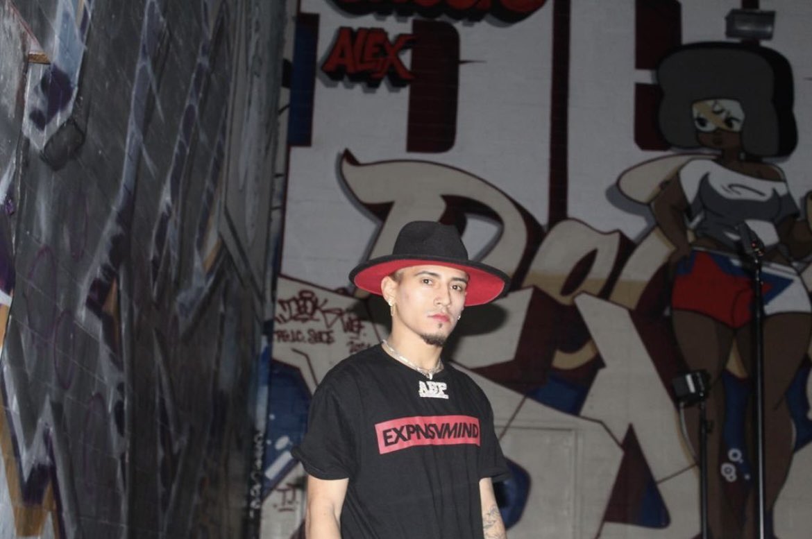 1expensive_mind's tweet photo. Expensive Mind…🤫🤫 El Trap Key #Global #Expensivemind #Latintraprap https://t.co/TSup9wTb1b