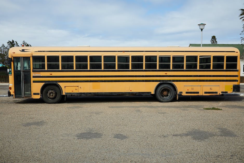 ForbushMS's tweet photo. Bus 201 is running approximately 25 minutes late this morning. https://t.co/uMvkg03nIi