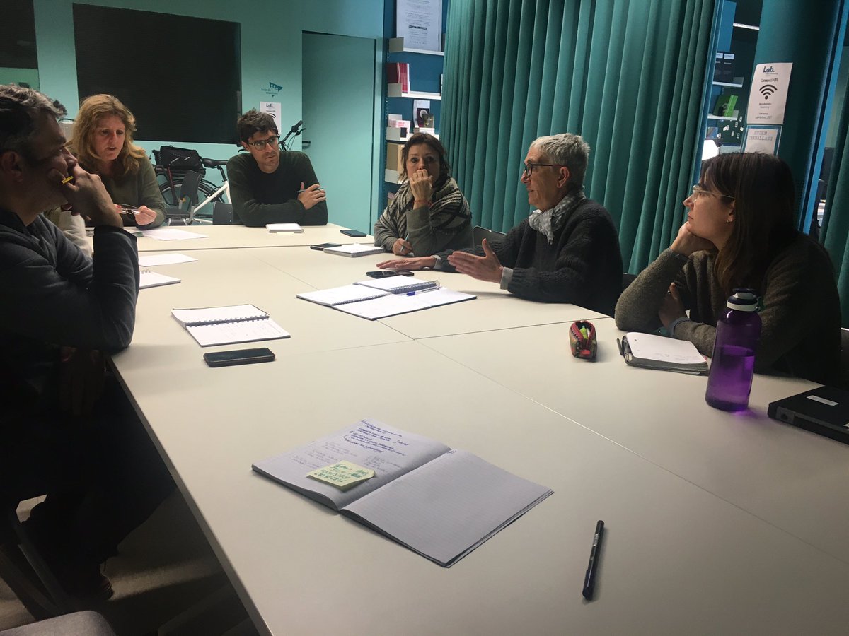 LabManlleu's tweet photo. 📣Avui, al #LABManlleu trobada del servei d'empresa @OPEManlleu i les companyes de @CoopCatCentral
🔗Ens enxarxem per promoure l'ESS i el cooperativisme a #Osona
#AManlleufemxarxa https://t.co/fTNvn1vCuw