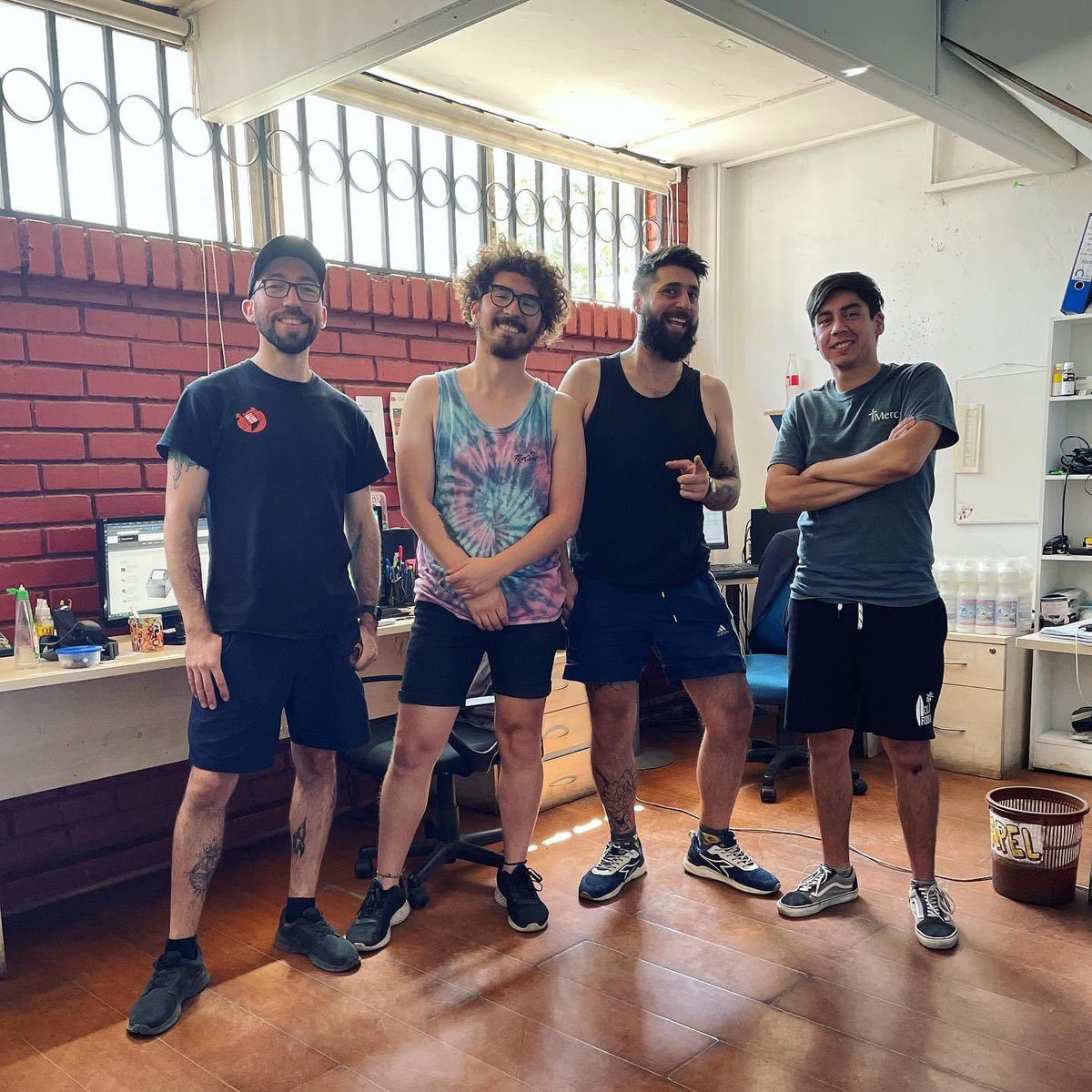 IncoludidoCL's tweet image. Parte del equipo de Incoludido, encargado de tus pedidos ❤️