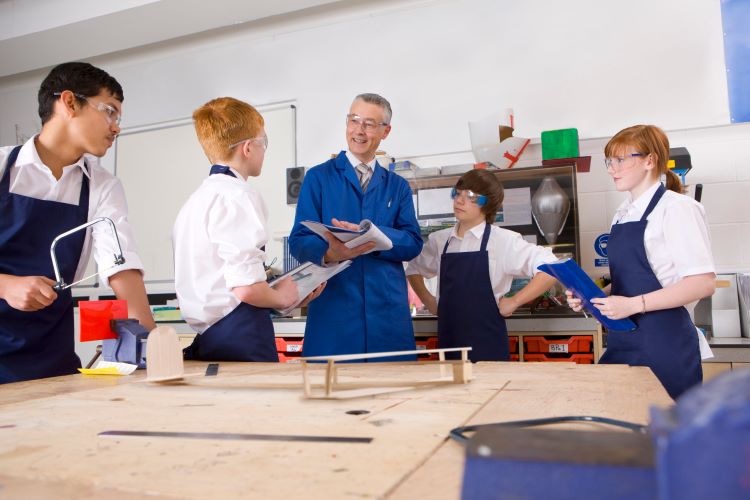 Design_Week's tweet photo. Here's what the design industry thinks of proposed changes to GCSE design and technology: https://t.co/wokUx6d58o https://t.co/obTXGkQwxx