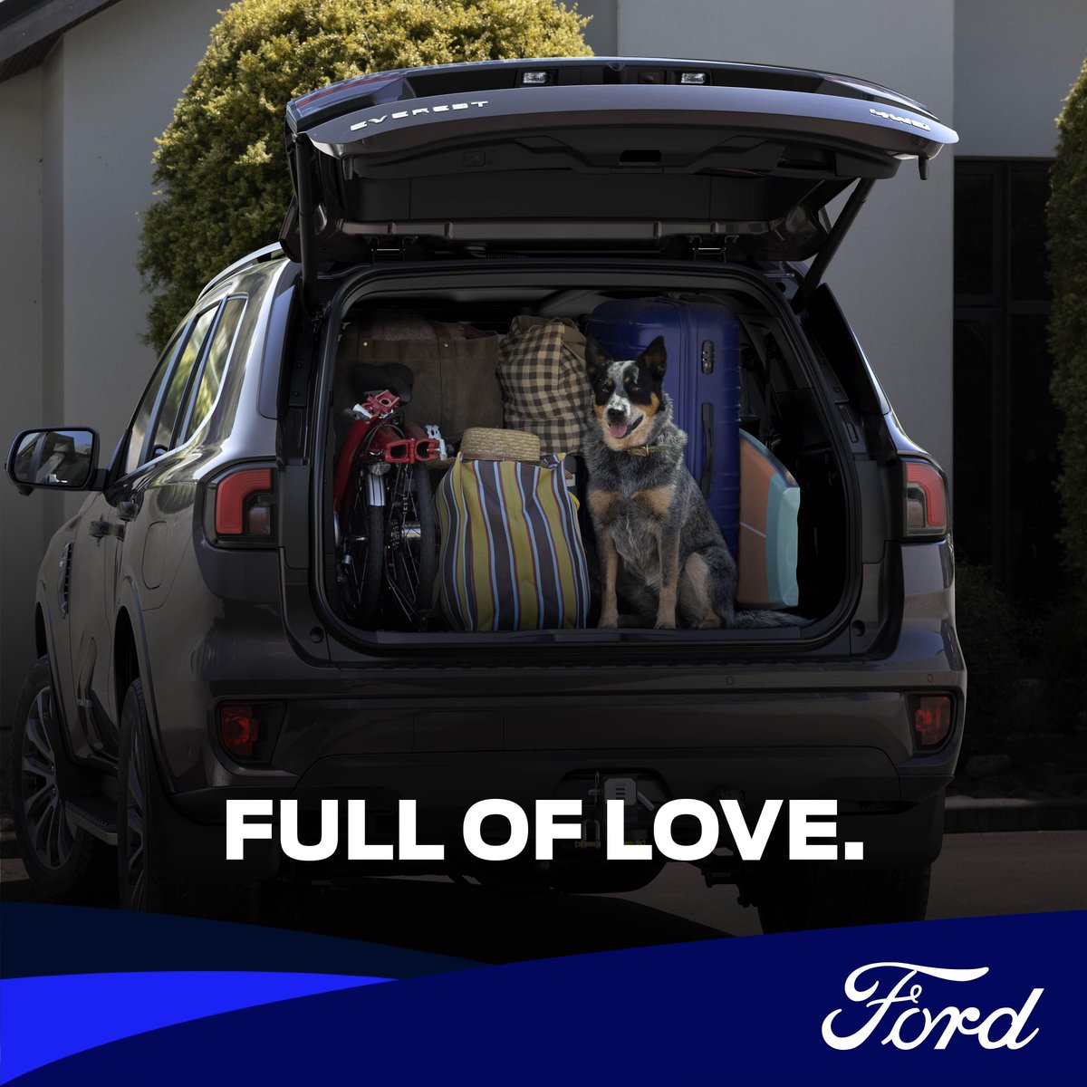 FordSouthAfrica's tweet photo. Love is always accommodating. Accommodate the whole family with the Next-Gen Everest and fill your boot with memories.
#LoveAtFirstFord #NextGenEverest https://t.co/p7bqwBiiSQ
