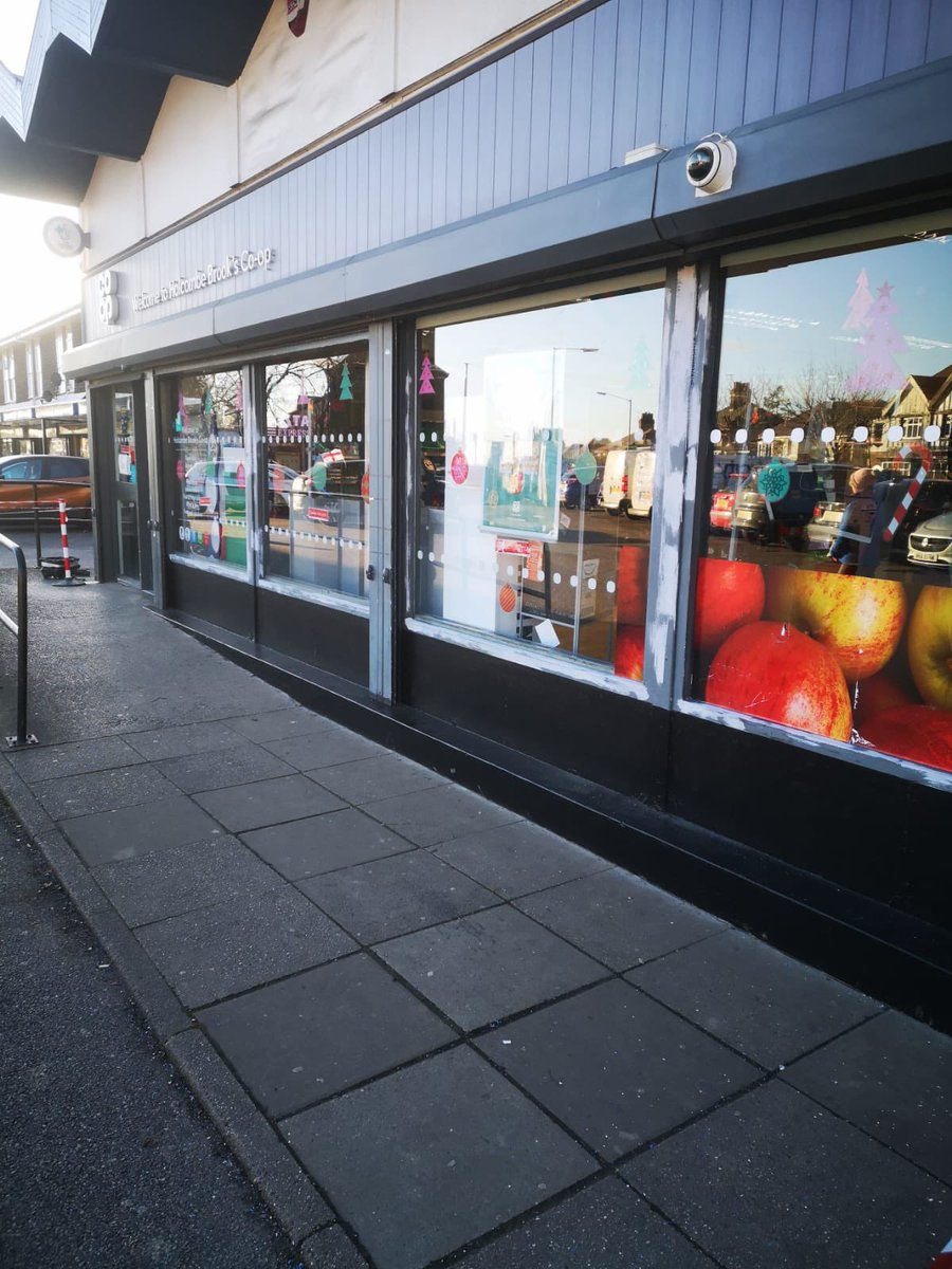 dlowedecorators's tweet photo. Completed job at the Holcombe Brook co-op store 🟢✅

Our operatives have finished the external work on this co-op store. This job required us to sand down, undercoat and repaint all facias around the shop front. 

📧:enquiries@dlowedecorators.co.uk https://t.co/IGOcwkfsT4