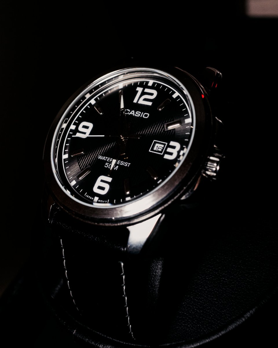 HopeWritingLig1's tweet photo. 📸 Fotografia Pubblicitaria
⌚️ Orologio Casio MTP-1314PL-8AVEF
-
-
-
#canon #canoneosr #stilllifephotography #stilllife #shooting #setfotografico #color #black #light #casio #bussola #watch #orologio #orologiouomo #portaorologio #advertisingphotography #MTP1314PL8AVEF #casiowatch https://t.co/CFXeakR0XY