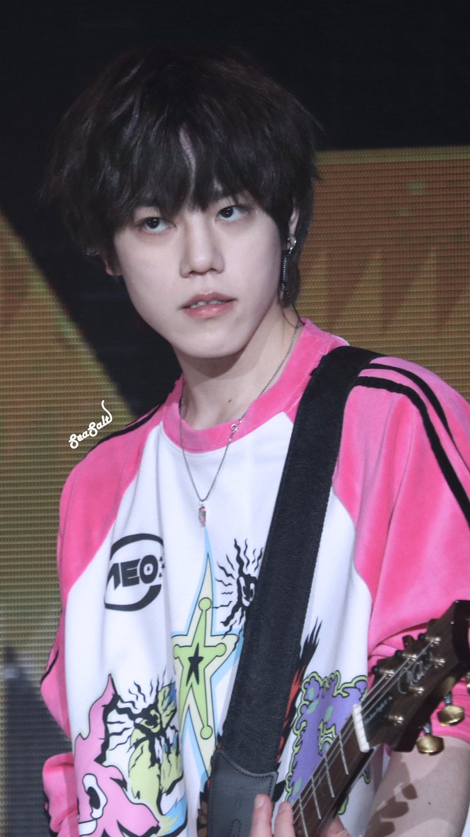 wooodfish's tweet photo. 230218 2023 N.Flying LIVE ‘&amp;CON3’ in HONG KONG
고양기타연주자🐱 

#엔플라잉 #NFlying
#차훈 #CHAHUN https://t.co/XpZjawL2Tv