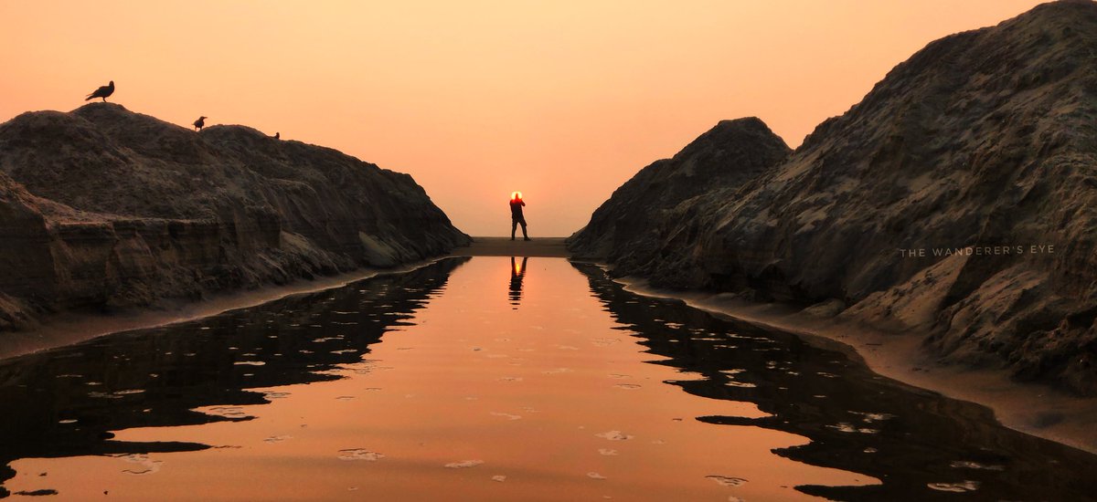 Sonrise during SunSet 😝

#sunset #nature #photography #sky #travel #love #landscape #ig #photooftheday  #sunsetphotography #naturephotography #sun #instagood #photo #beautiful #water #picoftheday #reflection #EveningSkies #travelphotography #sunsets  #landscapephotography