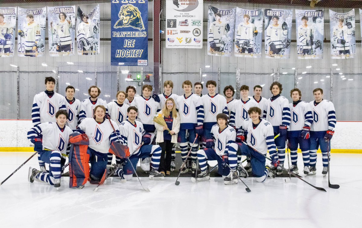 DuqHockey's tweet photo. Season: 2022-23 • Episode 32 The One Where we Honored our Seniors 💙❤️
📸: @jules_menear
#rolldukes #collegehockey #acha #chma #pittsburghhockey #seniornight https://t.co/brpCfEvlyf