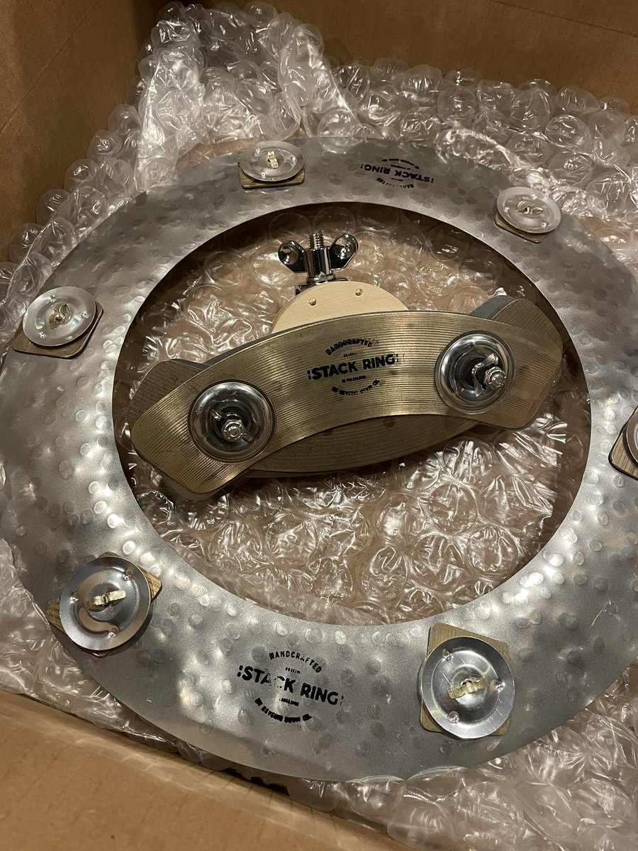 YaginoDiary's tweet image. そして今日海外から買ったのが届いた😍😍😍開封するのにニヤニヤでした🤩🤩🤩早くスタジオ入りたい！！！

#stackring
#reveriedrum