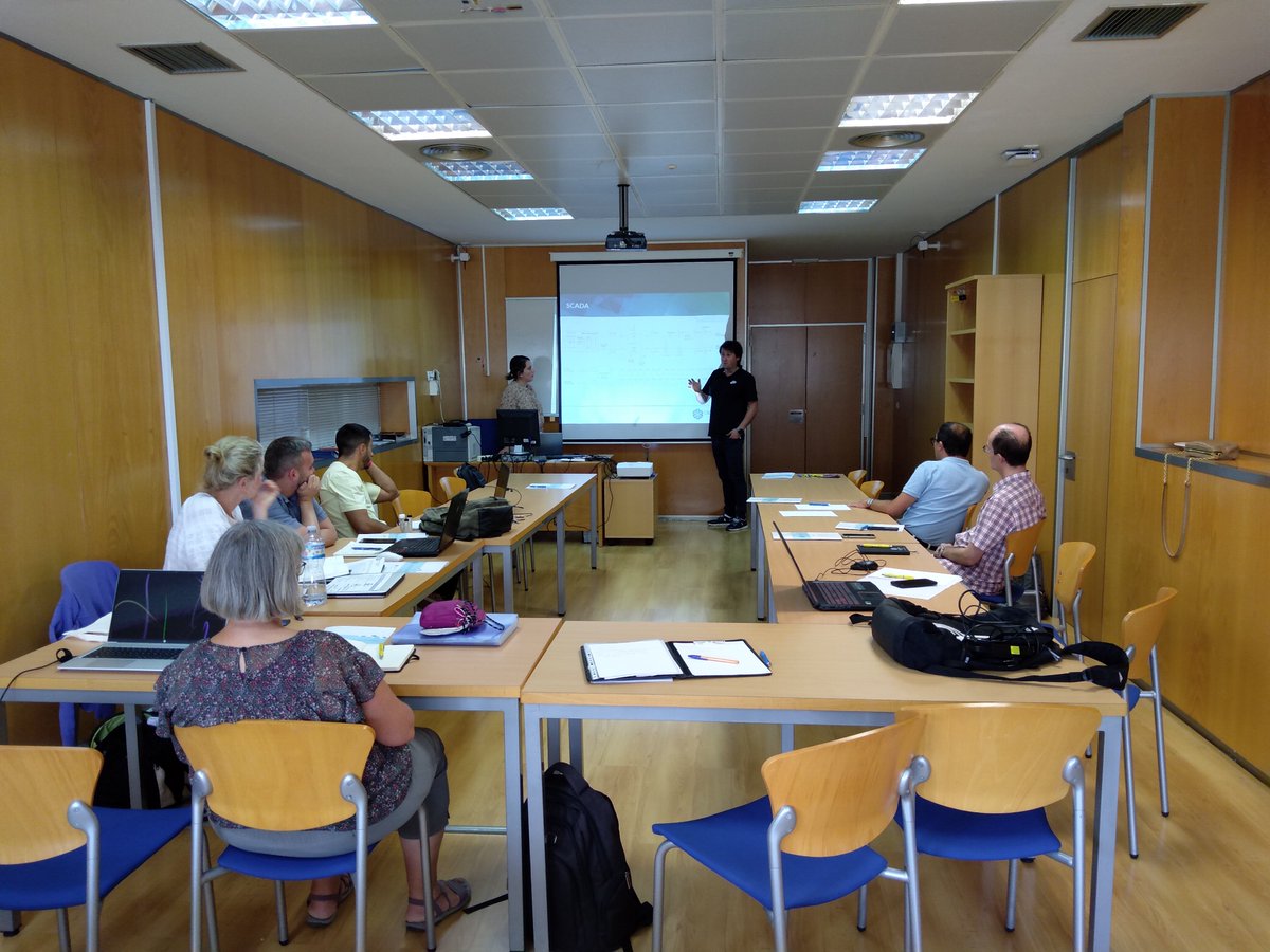 Coolspaces4LIFE's tweet photo. In October 2022, we were at the University of Almeria in Spain. Together with researchers from our consortium, we worked on the development of a prototype cold storage tank based on phase-change materials. https://t.co/1jYOulhnZj