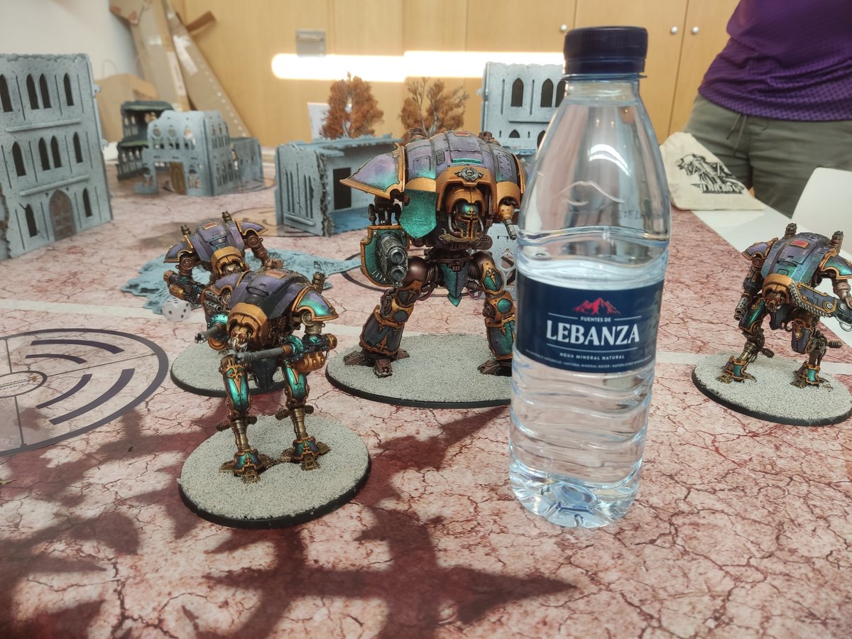 acuphammer's tweet photo. Una vez mas, agradecemos a @fuentesdelebanza por colaborar con nosotros para mantener bien hidratados a nuestros participantes del #iimicrogt 

#acup #acuphammer #palencia #torneo #torneos #wargames #warhammer #warhammer40k #warhammer40000 #40k #40000 #agua https://t.co/YsS88JHl0a
