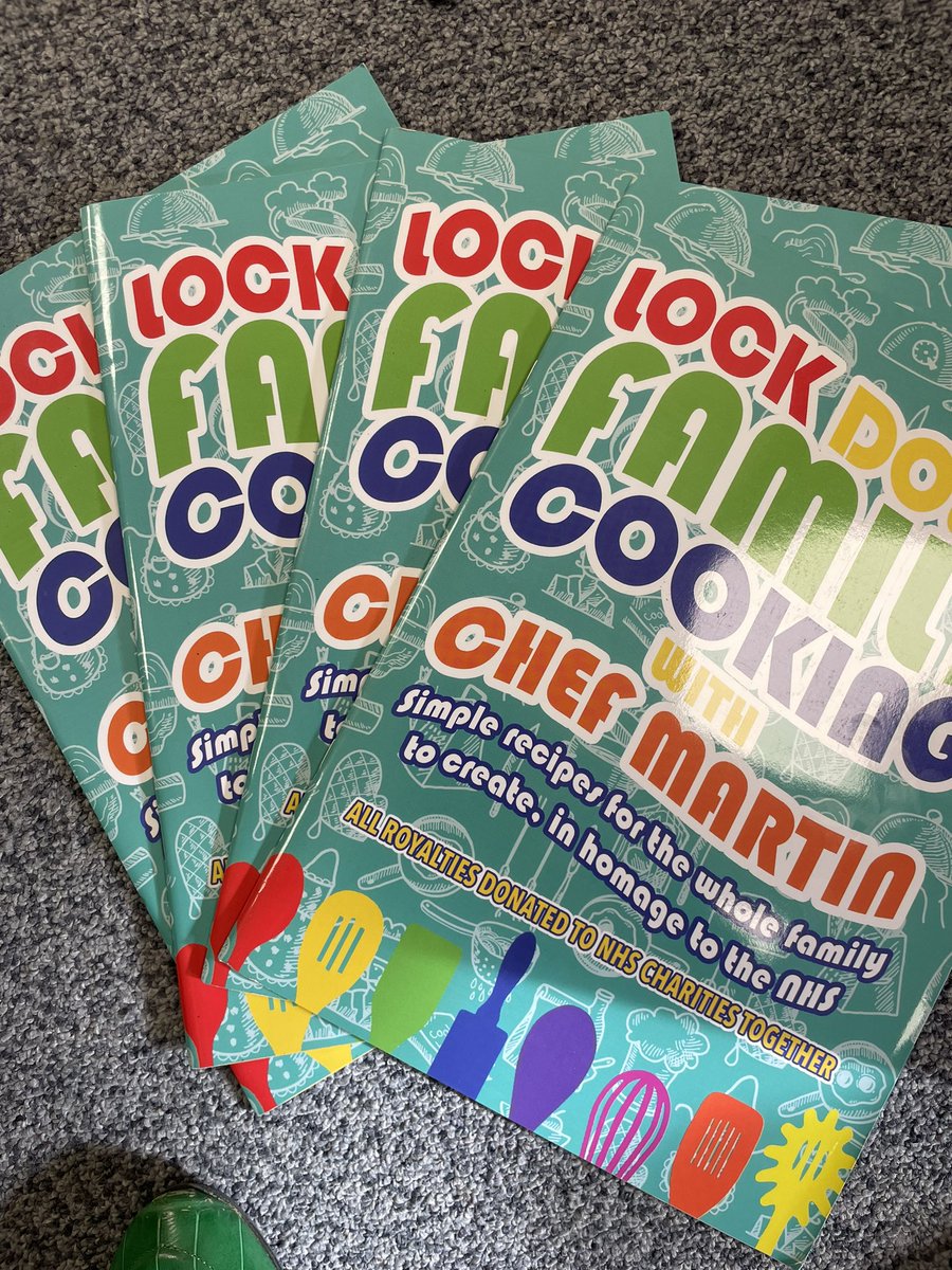 LouiseStinson4's tweet image. We have our own resident author here @ShelleyFirst. Chef Martin wrote a recipe book during lockdown - what a talented guy! @MastTrust