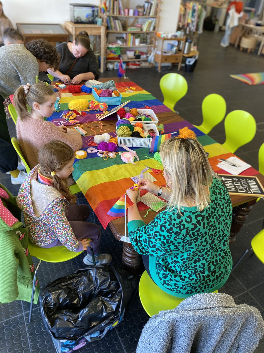 Borderlands_CPP's tweet photo. 🌈 Amazing time at the first session of Mini Pride with @CuriousArts 📍@redcarpalace

Join us for another drop-in session &amp; take part in fun &amp; creative activities.🎨

🌈 1:30 pm - 3:30 pm. Suitable for ages 3-7 yrs &amp; their families plus activities for 11-15yrs

#MiniPride https://t.co/bwSI4LyXrQ