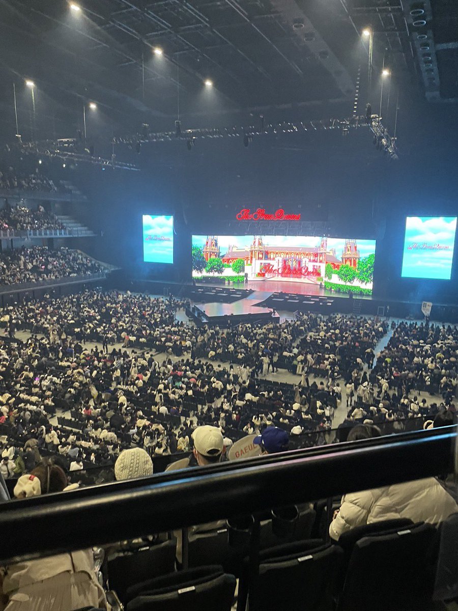 Nerusn46's tweet photo. ive昼と夜2部行けたぜ( ◠‿◠ ) https://t.co/XWMuJEH9R6