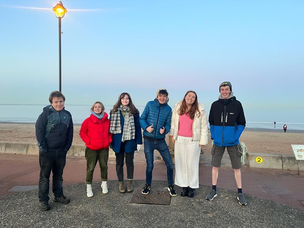 🟡 Spiritual Growth, Seaside and Sweet Treats! 🌊 "These gifts have the power to greatly impact the church and are all at work in us because we have Christ within us." To read more click here; scottishbaptist.com/2023/02/01/swe… Also follow them on Instagram @traininghubscotland! 🧁