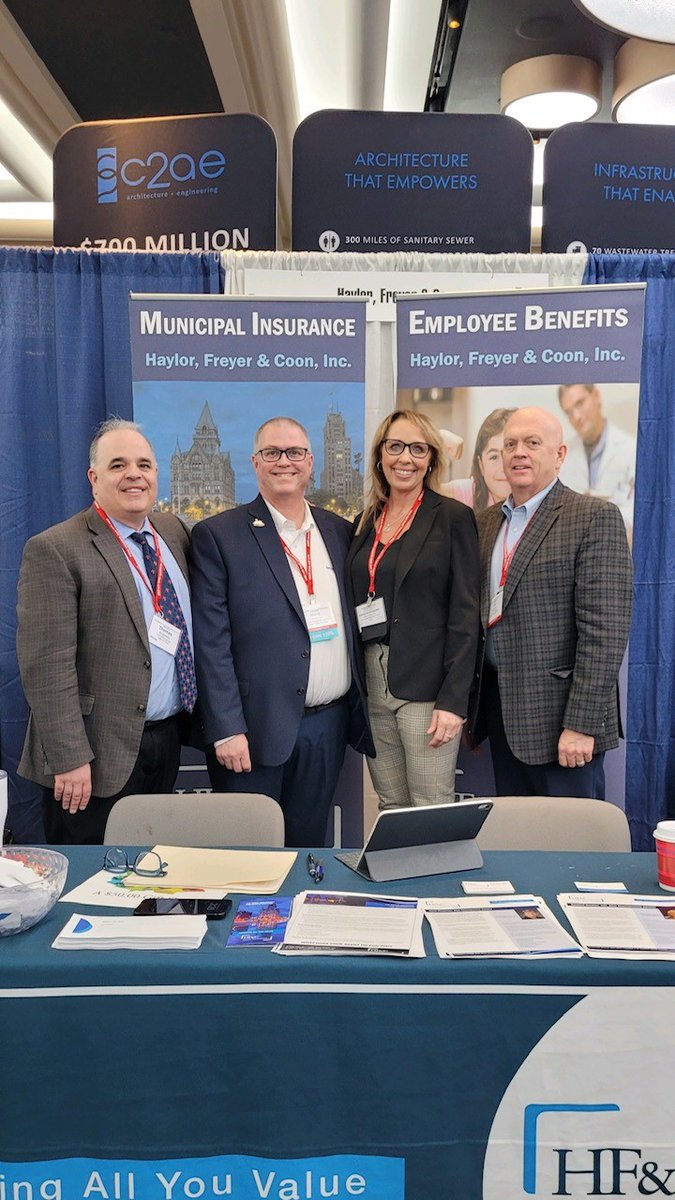 Haylor_HFC's tweet photo. Hank Chapman, Cyndy Bostley, Jim Stoddard and Tom Augostini Building relationships and making new friends at the NYS Association of Towns Annual Meeting and Training School. #insuringallyouvalue https://t.co/tcZkpRKfVw