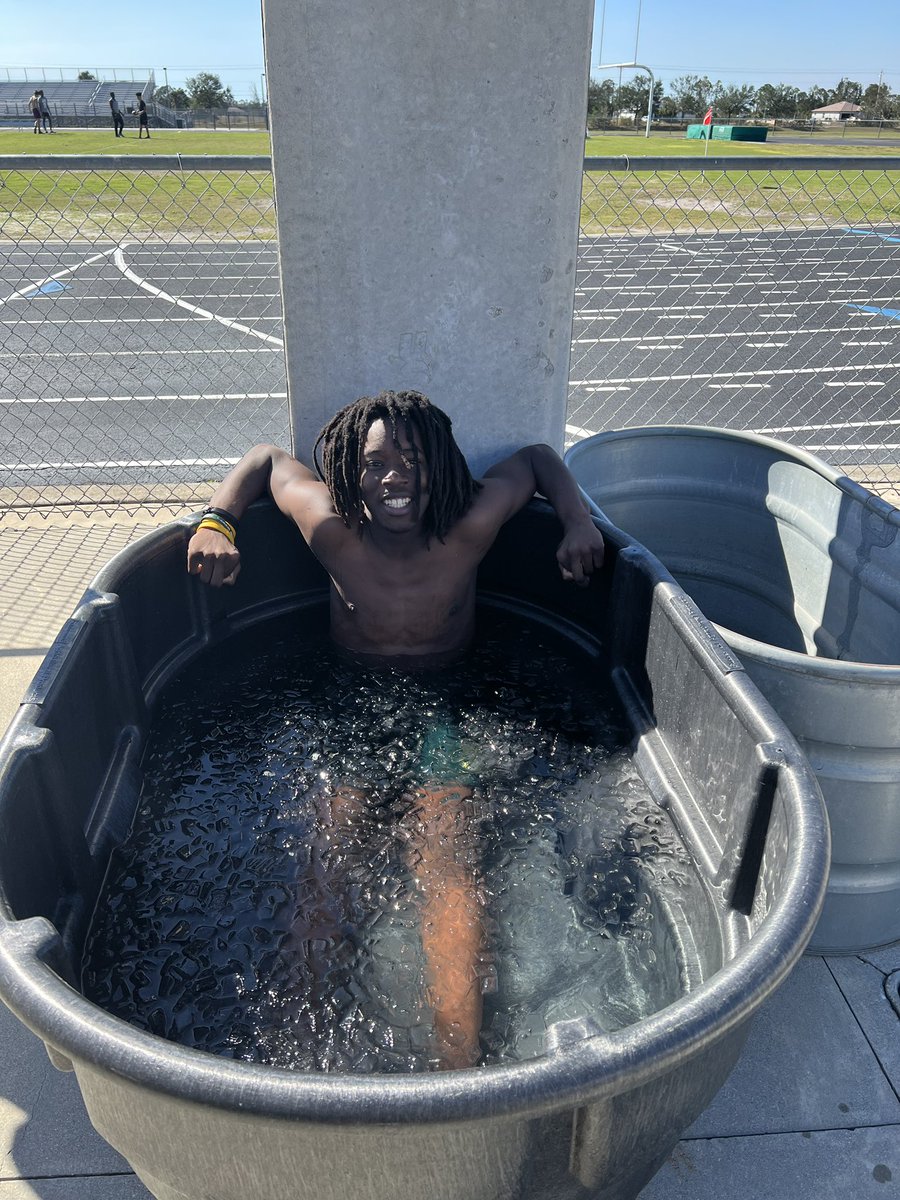 zachmfoundation's tweet photo. Ready for the #coldtubchallenge? You can take the challenge &amp; issue your own challenge to friends &amp; family at #Safekidsday March 4th at Golisano Children’s Hospital. #StopEHS #NoOneDiesToday #cool1st #transport2nd #EHS #BEHIP #zachmartinfoundation https://t.co/tz4KMT2OxF