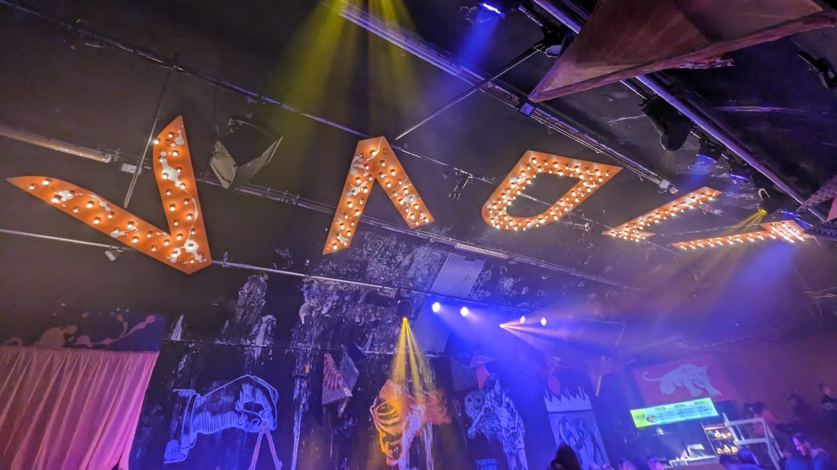 Yellow Women tweet media