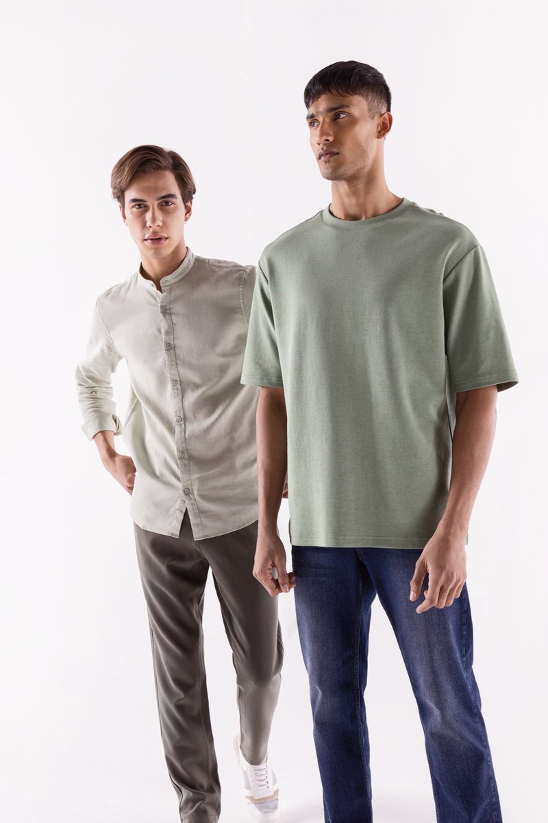 CentrepointME's tweet photo. Casual weekend outfit #OOTD
#AnythingButBasic #MadeForLife #Centrepoint #CentrepointME https://t.co/7xwt9yiQj0