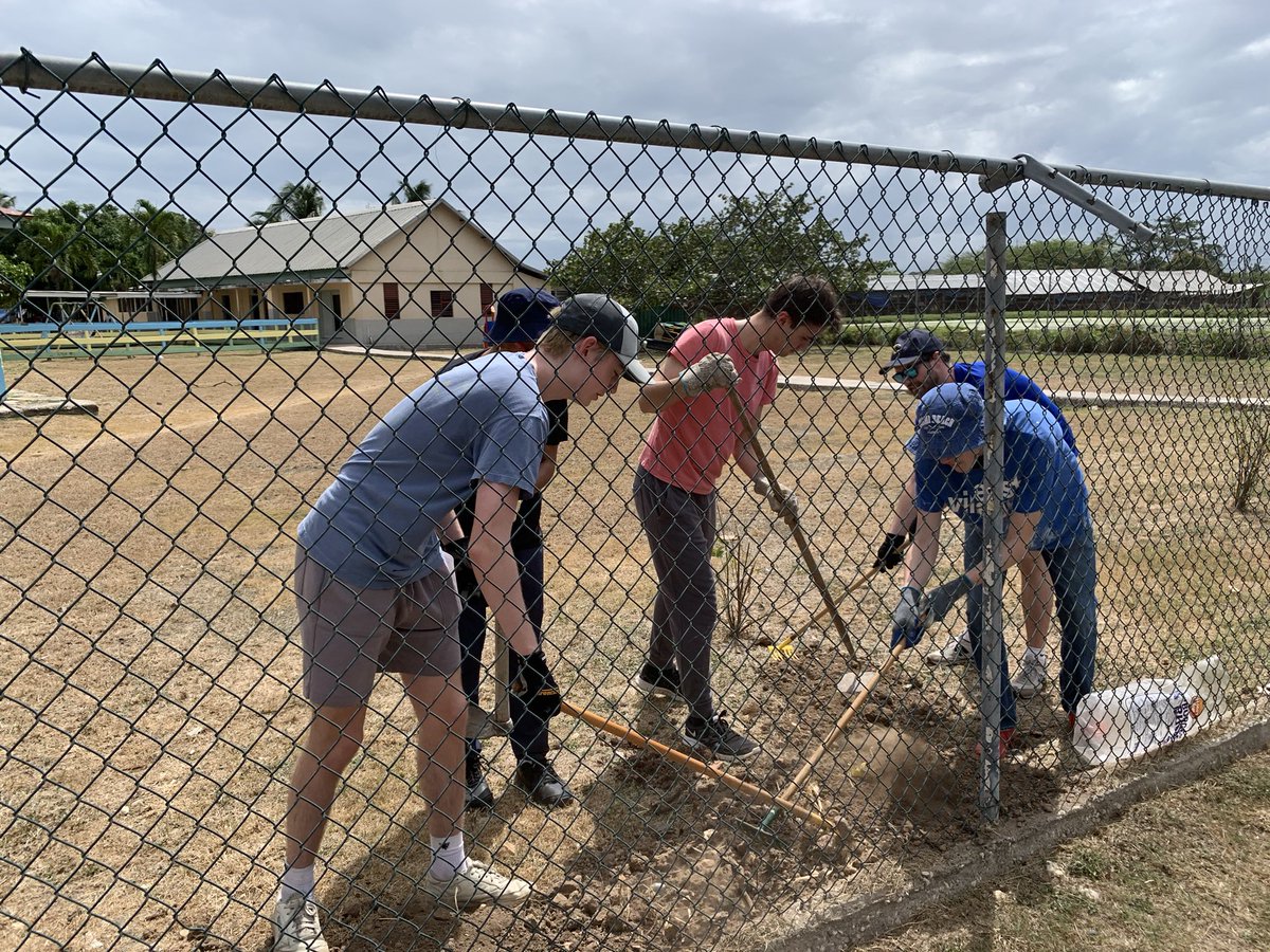 Regis_Service's tweet photo. Day 2: (part 2) Hard at work at Jerusalem @MustardSeedComm the dirt pile is decreasing! @RegisHighSchool https://t.co/tZXpHVh3ai