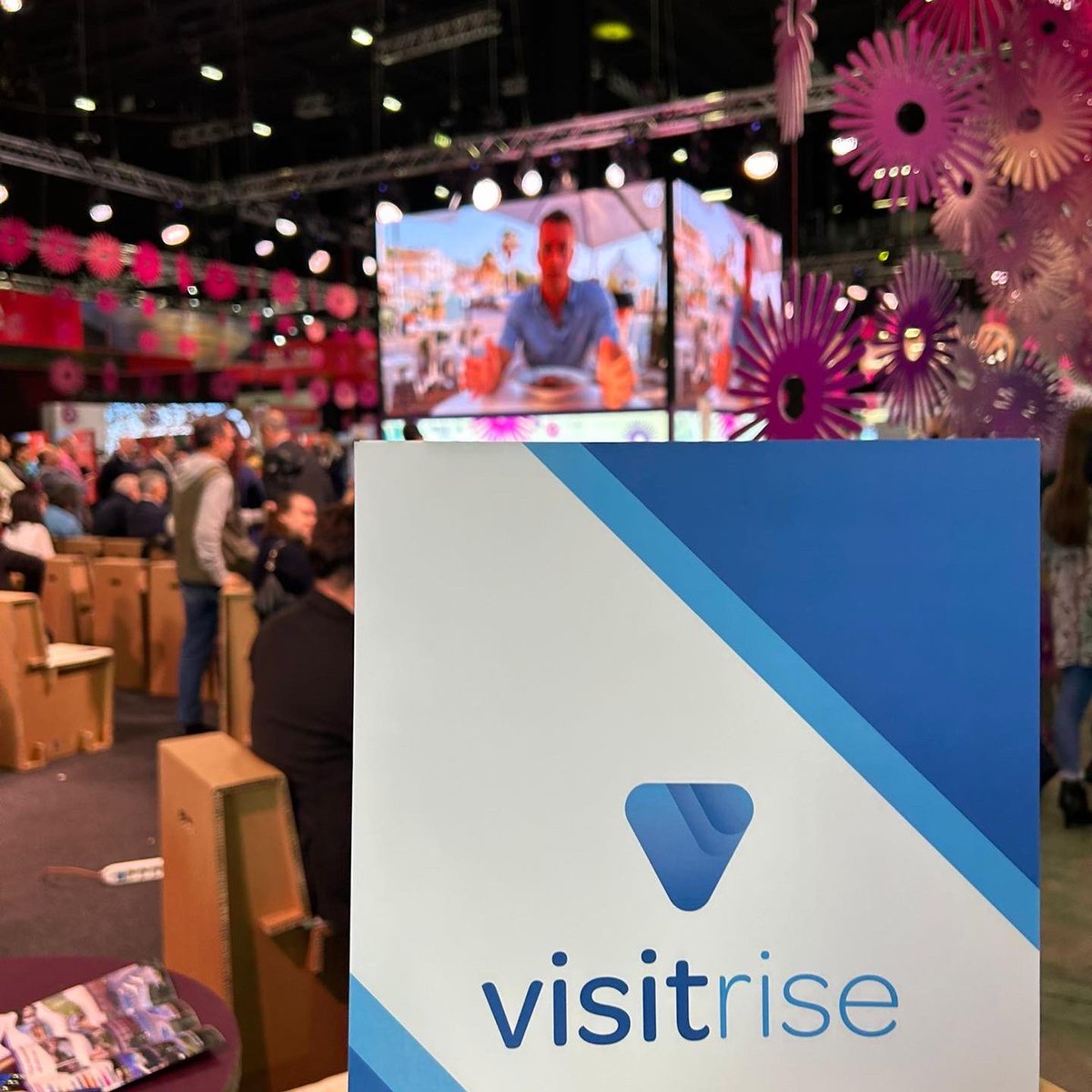 VisitRise tweet picture