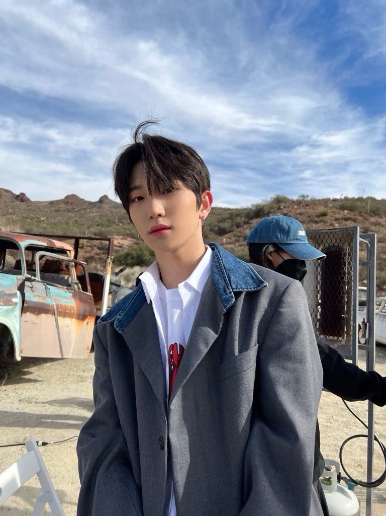 땡스들 덕분에 로드 투 맥스 우리가 1등했어요 
너무 고맙고 사랑해요!
땡스 아니면 누가 우리 1등 시켜줘!❤️