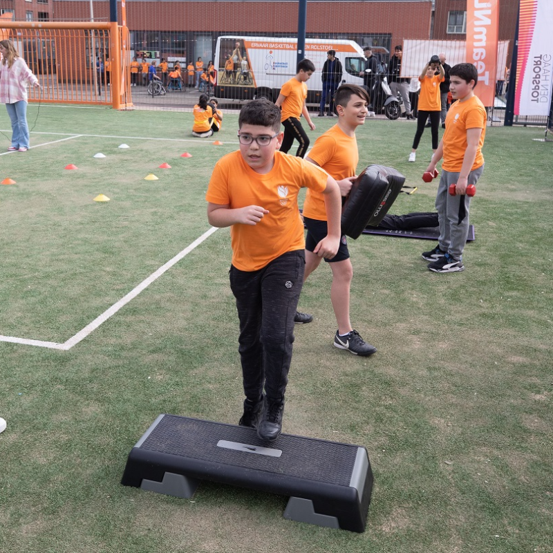 nocnsf's tweet photo. District Spots zijn een succes! Deze sport- en ontmoetingsplekken voor jongeren worden ervaren als veilige sportomgevingen waar ze zich zowel sportief als persoonlijk kunnen ontwikkelen. 

Lees hier alle bevindingen ⬇️

#wewinnenveelmetsport
