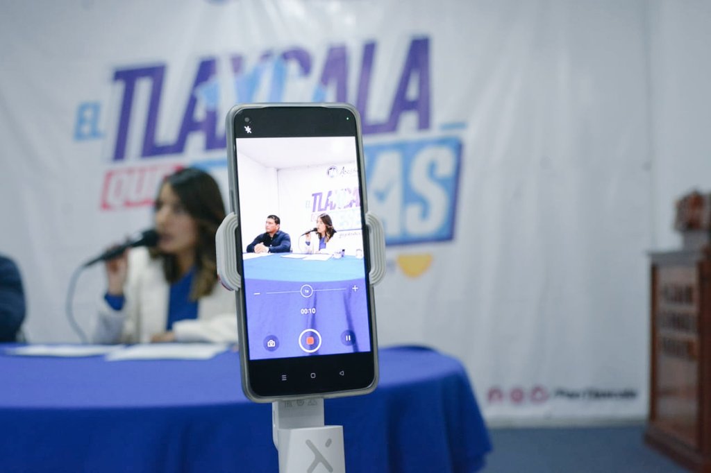 En conferencia de prensa dejamos claro que, en #AcciónNacional🔹respaldamos el derecho de las #Mujeres🚺 a la manifestación pacífica y exigimos a las autoridades, garanticen la seguridad a las asistentes de la marcha con motivo del #8M.

#ContigoEnAcción
#ElTlaxcalaQueDeseas