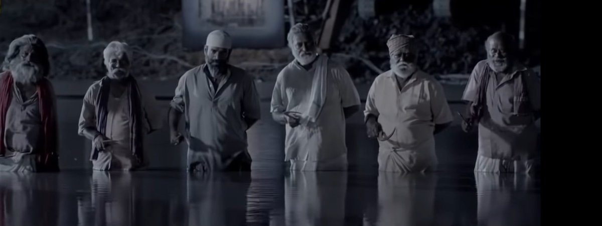 irshad5005's tweet photo. Saw this scene from #Kaththi again after a while today..

For me the most touching scene ever in a #Thalapathy film n in Tamil Cinema 👌

@ARMurugadoss magic 👏👏

Wish he makes a Grand comeback soon 👍 https://t.co/9RLcPLCNK6