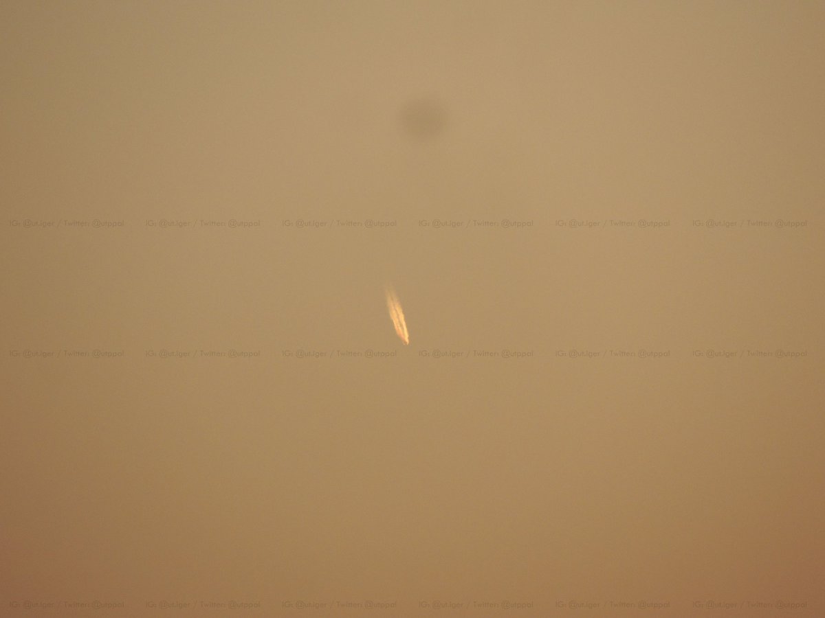 utppal's tweet photo. can anyone confirm if this was a jet(!) or an asteroid or comet C/2022 A2 (Pan-STARRS) seen over the #Mumbai, India sky in the early hours (07:10am) of 18-Feb-2023

#mumbai #comet #asteroid #contrail #latestinspace #space #18Feb2023
@latestinspace https://t.co/WzEUw6k85u